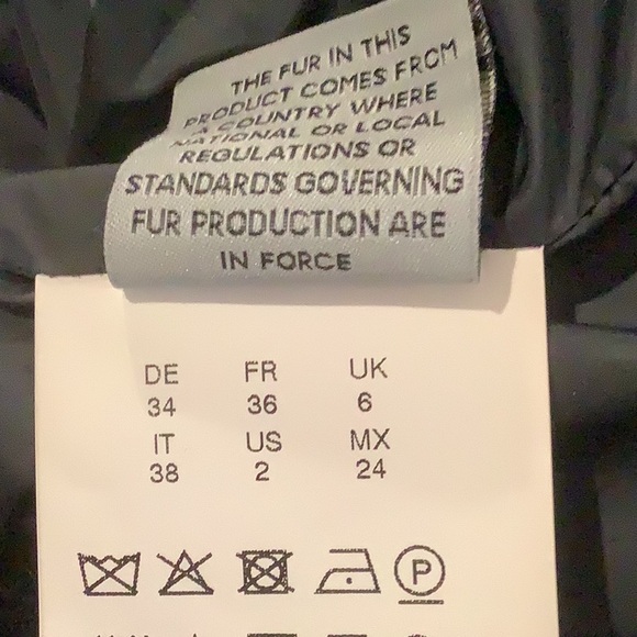 Stunning Hugo Boss coat - Picture 4 of 4